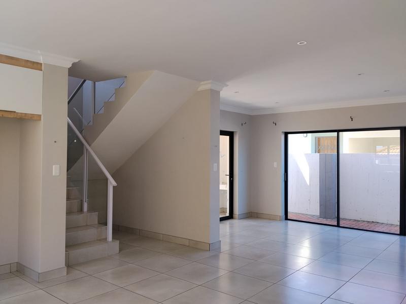 To Let 3 Bedroom Property for Rent in Dana Bay Western Cape